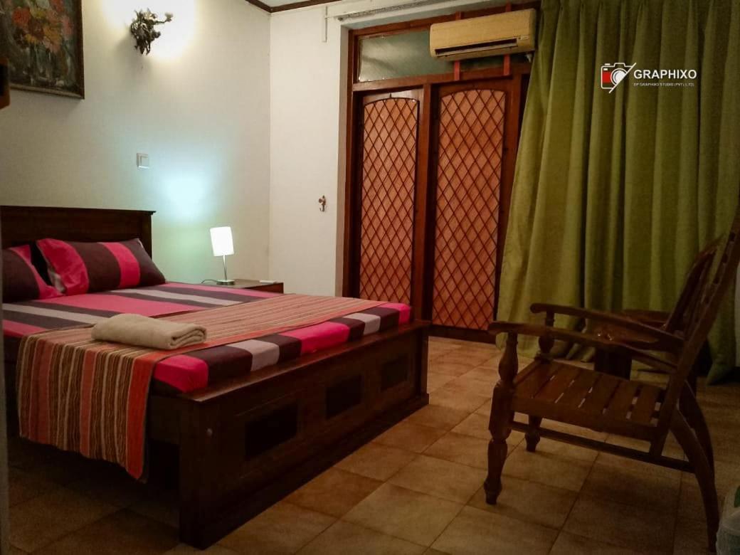 Ceylon Travel And Stay Lodge Баттарамулла Экстерьер фото